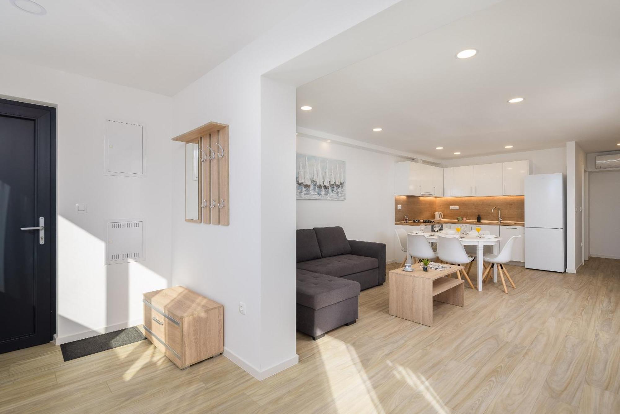 Juranovic Apartment *