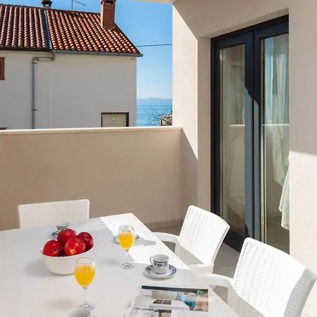 Apartments Juranovic Makarska Room photo