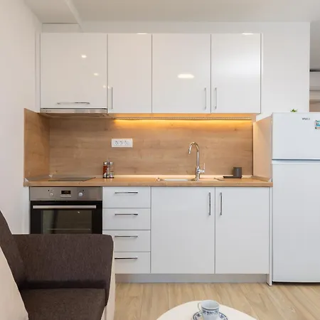 Apartments Juranovic Makarska Room photo